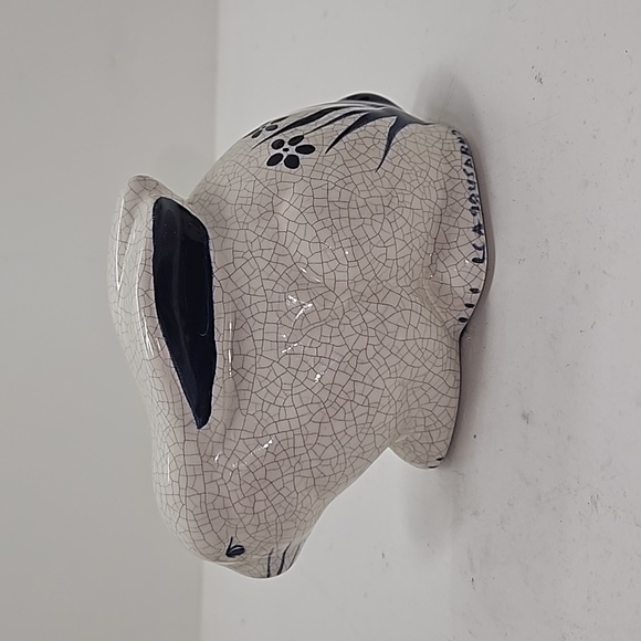 Dedham Pottery / Potting Shed 3 3/4 in. Bunny - Picture 3 of 5